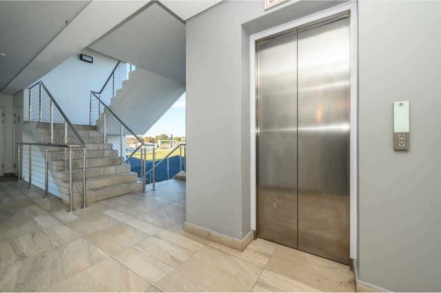 1 Bedroom Property for Sale in Summerstrand Eastern Cape